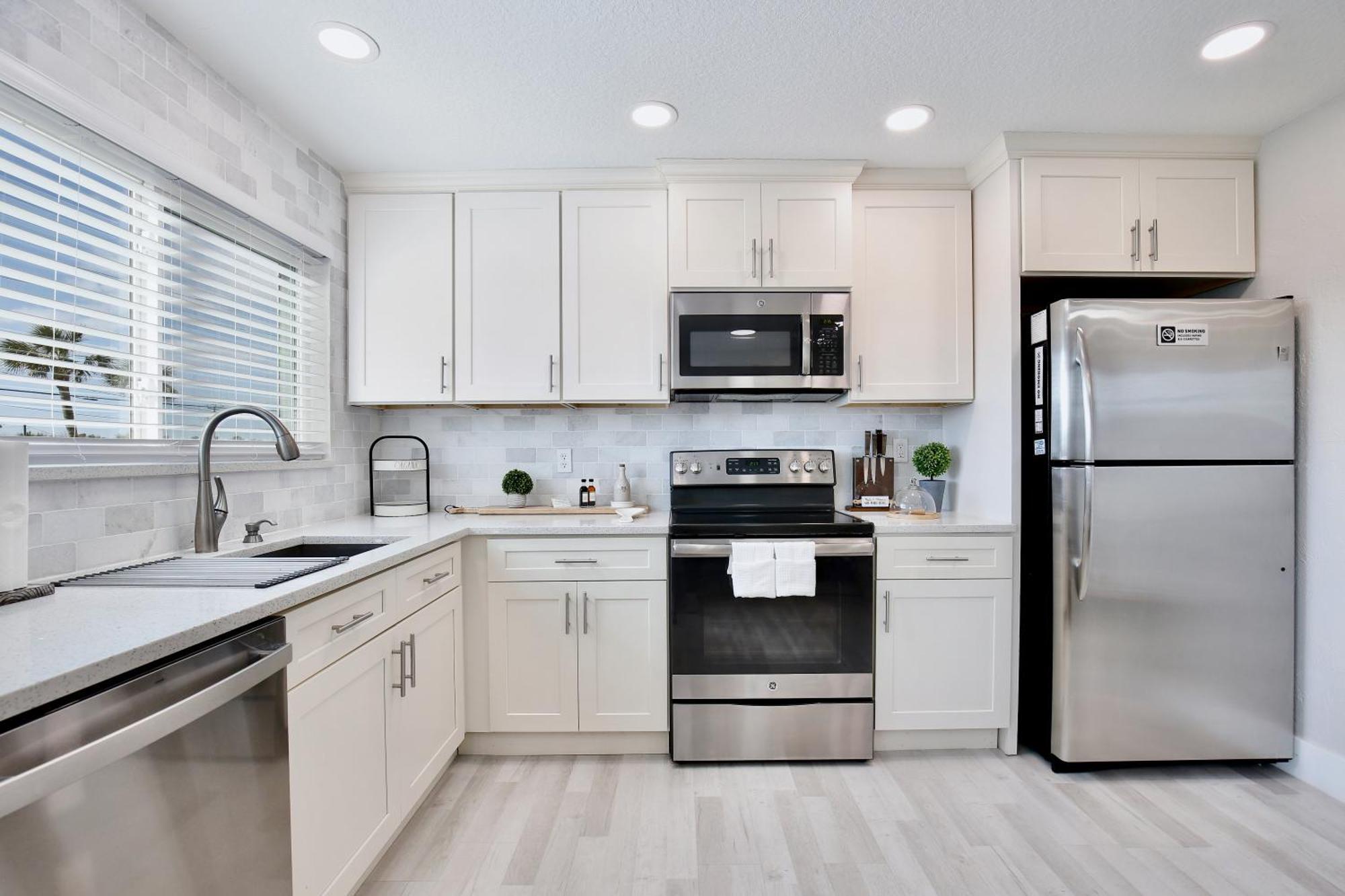 Zen Beach Retreat - Ocean View Townhouse -No Drive Beach Нью-Смирна-Бич Экстерьер фото